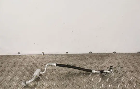 Infiniti Q50 Air conditioning (A/C) pipe/hose R1234Y UJ17YA