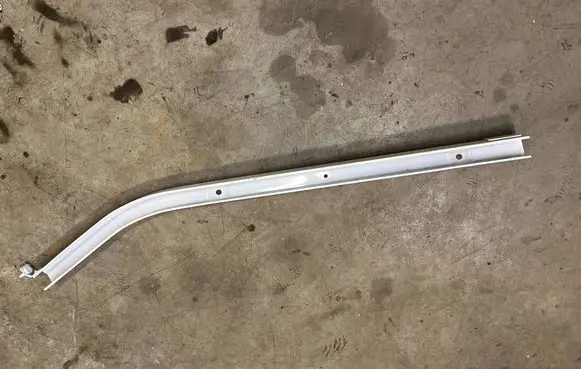 Dacia Dokker Sliding door upper top rail 05-21104964 0521104964