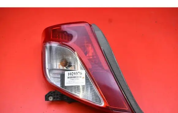 Toyota Yaris Rear/tail lights 0D-78