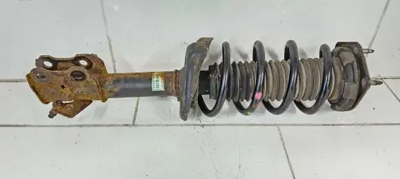 Honda CR-V Front shock absorber with coil spring
