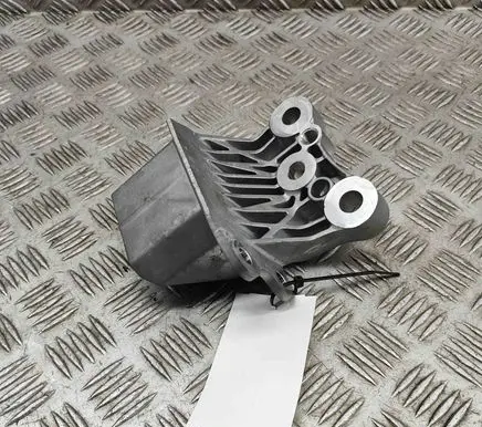BMW X2 U10 Engine mounting bracket 9796438