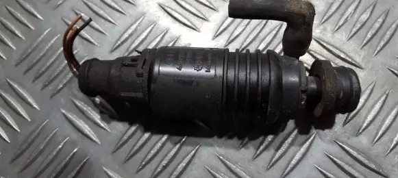 Audi A4 S4 B5 8D Windscreen/windshield washer pump 4A0955651