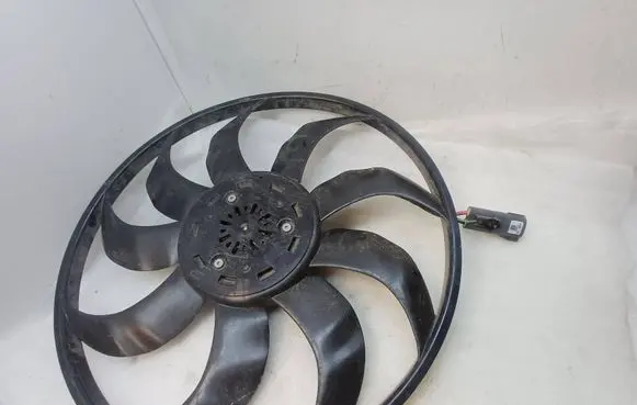 Electric radiator cooling fan