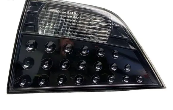 Mitsubishi Outlander Tailgate rear/tail lights 1146356R 1784 A046017
