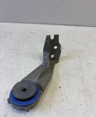 Citroen C4 Grand Picasso Intercooler pipe mounting bracket 9803778680