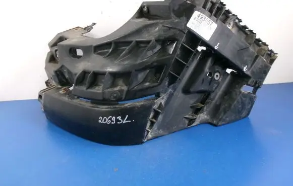Opel Vivaro Front bodywork piece 93856001