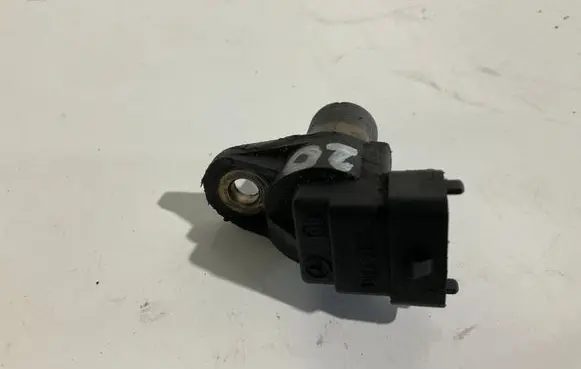 Mercedes-Benz E W211 Camshaft position sensor A0031539778 0031539778