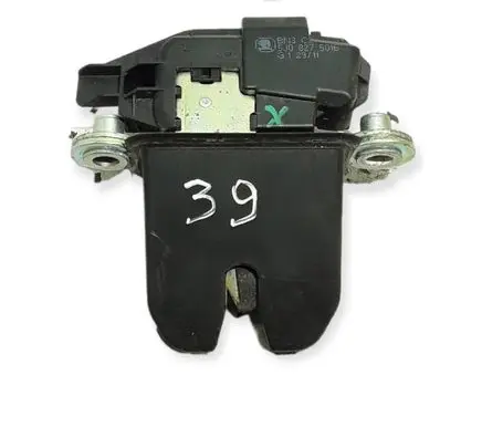 Skoda Fabia Mk2 (5J) Tailgate lock latch 
