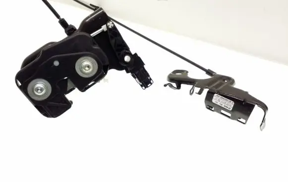 Mercedes-Benz E W212 Seat back rest lock catch A2129200176 A2129209400