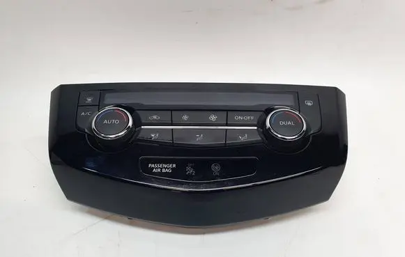 Nissan X-Trail T32 Climate control unit 275004EA0A 20150214 887035P