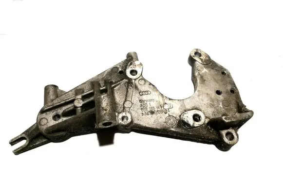 Volkswagen Touareg I Fuel pump bracket 059130147J