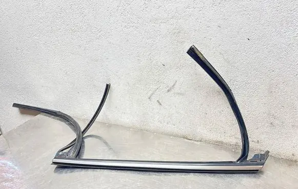 Ford Edge II Rear door glass trim molding FT4BR25824 C757P