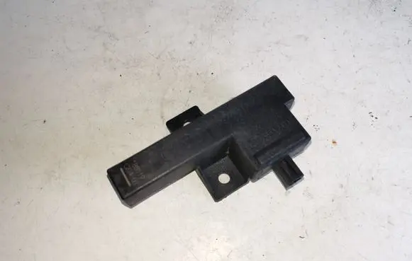 Audi A6 S6 C7 4G Keyless (KESSY) go control unit/module 8K0907247