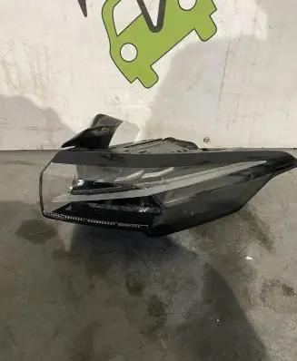 Peugeot 308 Rear/tail lights 9835299380