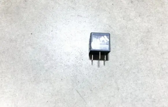 Volkswagen Golf IV Other relay 1j0906381a v23134b63x396