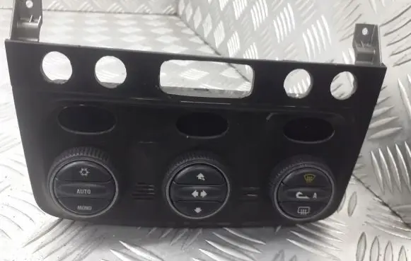 Alfa Romeo GT Interior fan control switch 01560513690
