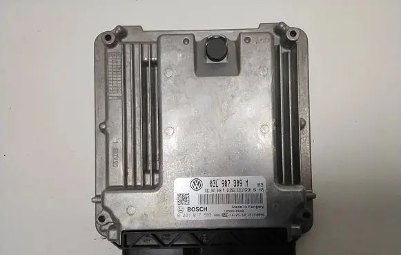 Engine ECU kit and lock set