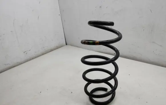 Volkswagen PASSAT B7 Front coil spring