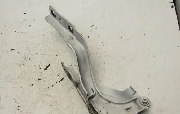 Jeep Cherokee Engine bonnet/hood hinges 132721