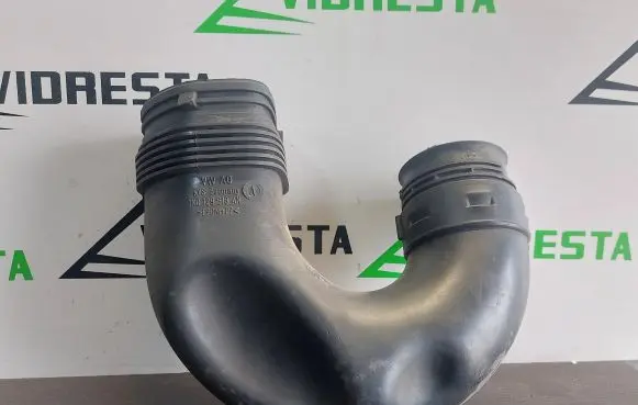 Audi A3 S3 A3 Sportback 8P Air intake hose/pipe 1k0129618