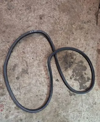 Audi A4 S4 B8 8K Front door rubber seal 8K0831721E 8K0831721