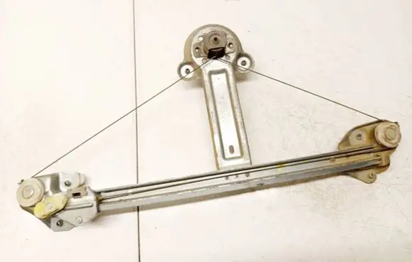 Opel Astra H Sliding door window regulator with motor 13100420