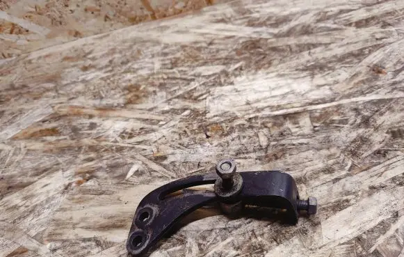 Nissan 240ZX, 280ZX, 300ZX Generator/alternator belt tensioner