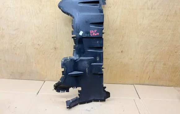 Citroen DS5 Intercooler air guide/duct channel 9688287180