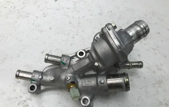 Honda ZR-V Thermostat housing 24031811131