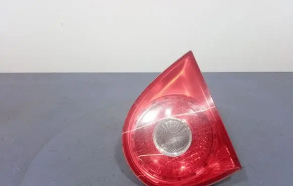 Volkswagen Golf V Rear/tail lights 1K6945094G