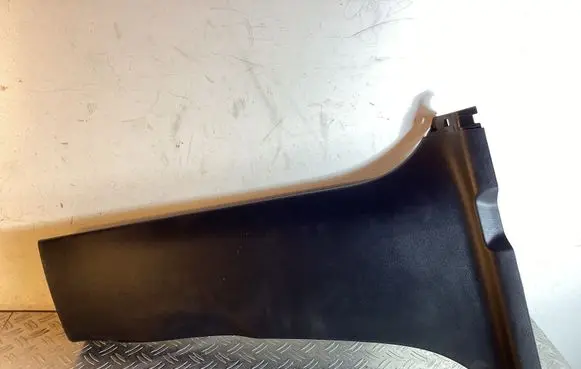 (B) pillar trim (bottom)