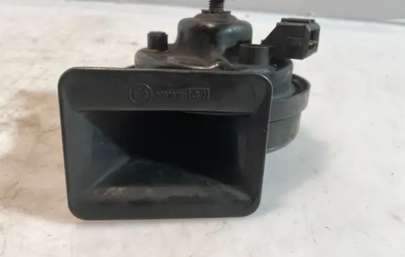 Audi A6 S6 C5 4B Horn signal 0092018