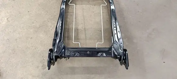 Volkswagen Touareg III Seat frame 4M4881045F