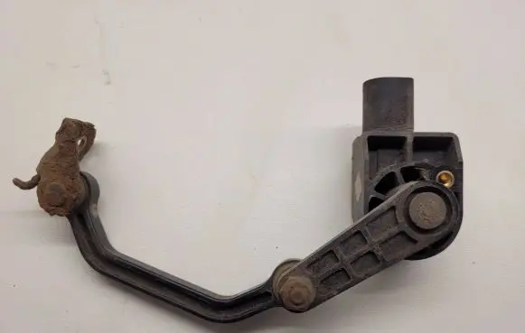 Audi A6 S6 C6 4F Front height sensor lever 1T0907503 200910