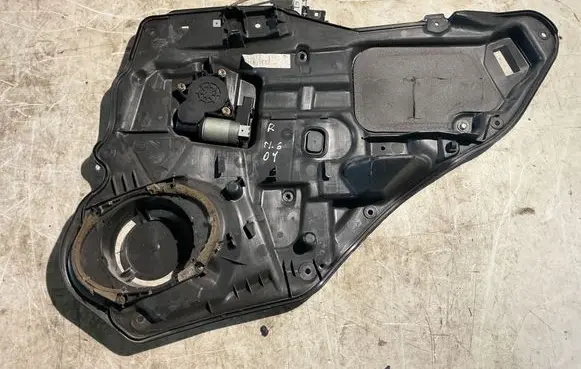 Mazda 6 Rear door window regulator with motor GJ6A97XH