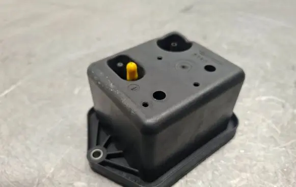 Opel Signum Vacuum air tank 46845905