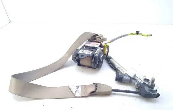 Honda CR-V Front seatbelt 608200001A F81450SWWE0