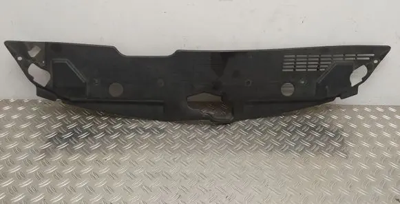 Toyota Corolla Verso AR10 Radiator trim 532890F010