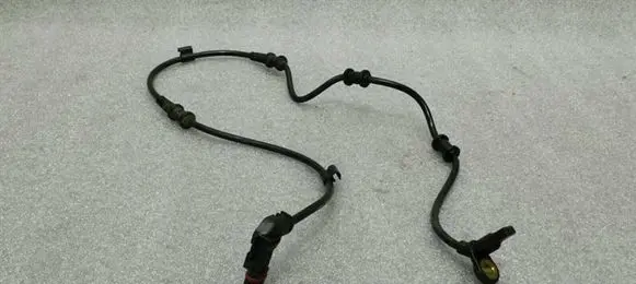 Mercedes-Benz ML W164 ABS brake wheel speed sensor A1645400917