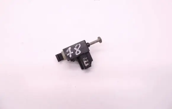 Volvo V50 Clutch pedal sensor D78