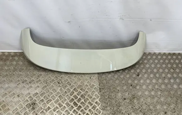 Ford Focus Tailgate/trunk spoiler JX7BA44210A