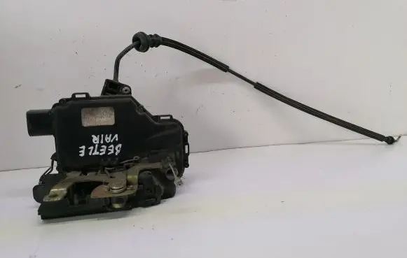 Volkswagen New Beetle Front door lock 