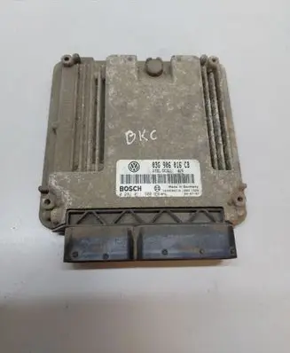 Volkswagen Golf V Engine control unit/module 03G906016CB