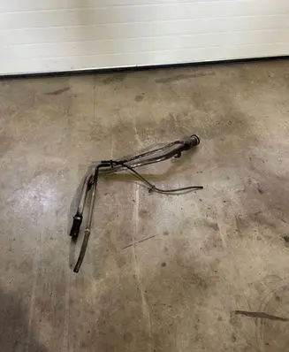 Ford Focus Fuel tank filler neck pipe JX619032BB