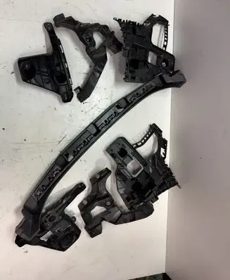 Audi E-tron GT Rear bumper mounting bracket 4J3807126 4J3807125 4J3807202
