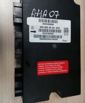 Mercedes-Benz CLK A209 C209 Other control units/modules A2098204526 AHA07