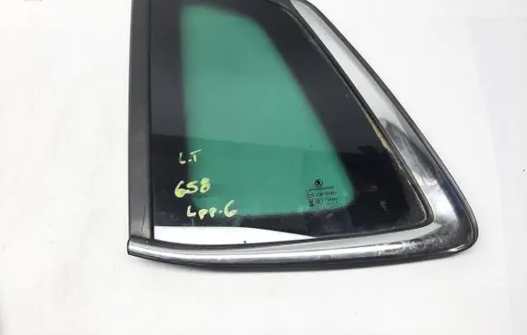 Skoda Kamiq Rear side window 658845297