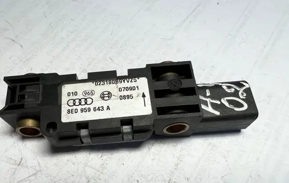Audi A4 S4 B6 8E 8H Airbag deployment crash/impact sensor 8E0959643A
