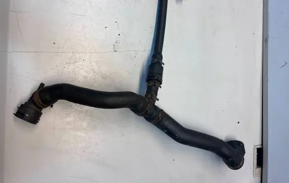 Volkswagen Tiguan Engine coolant pipe/hose 5N0122101AN 133689