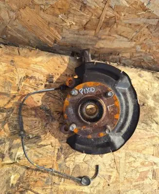 Nissan Pixo Front wheel hub spindle knuckle